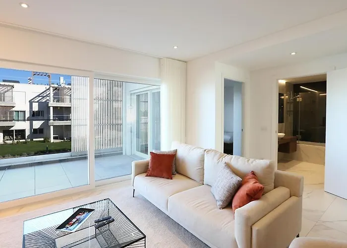 T2- Ocean House At Mar A Vista